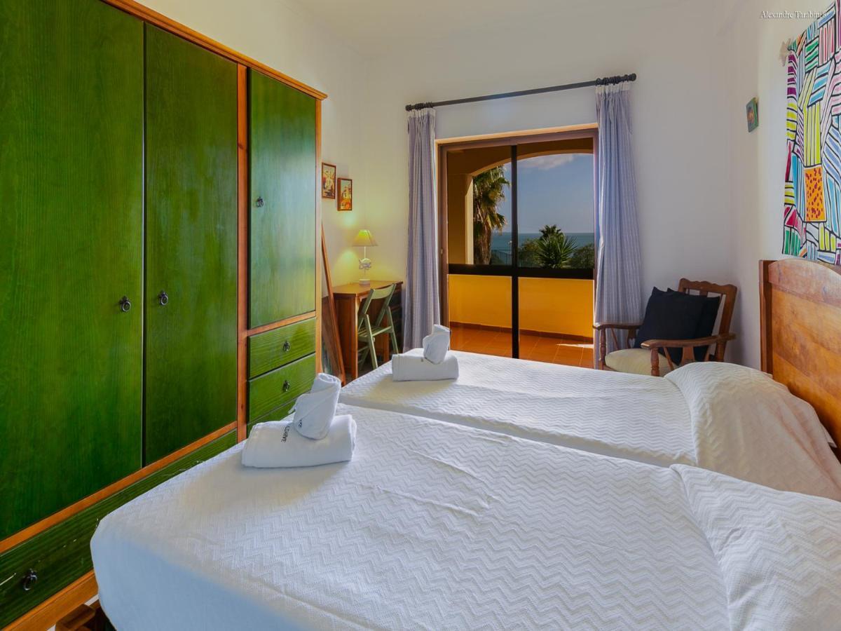 A15 - Dona Ana Cliff Apartment ラゴス エクステリア 写真