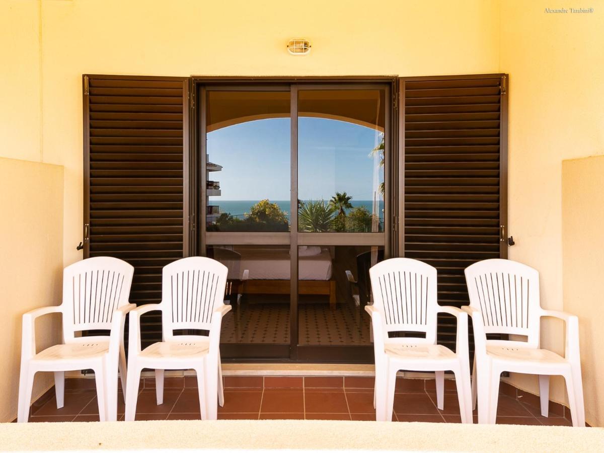 A15 - Dona Ana Cliff Apartment ラゴス エクステリア 写真